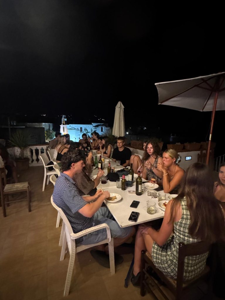 social hostel night on th rooftop of the ring hostel in Forio